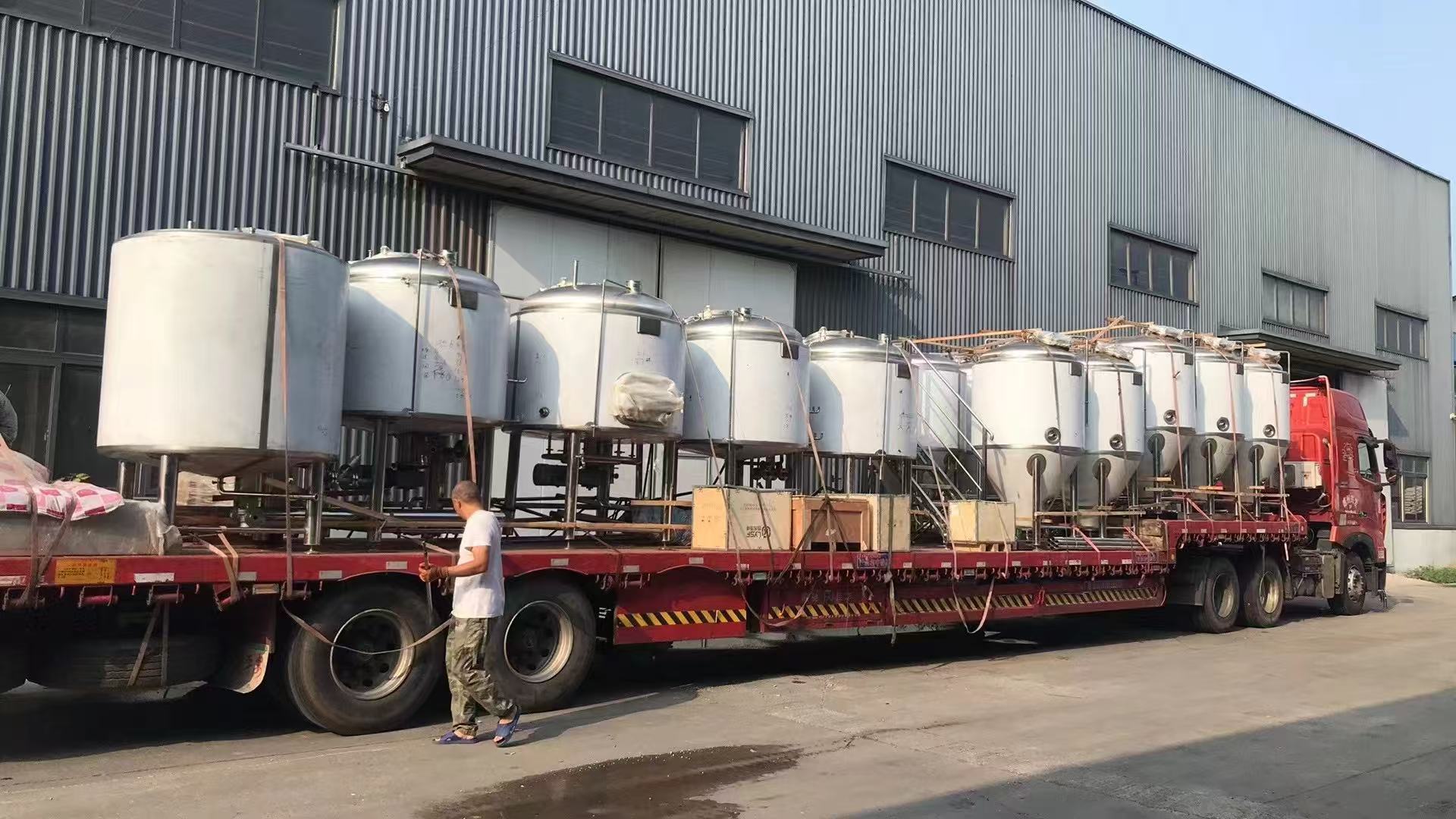 宜章精酿啤酒设备厂—精酿啤酒设备